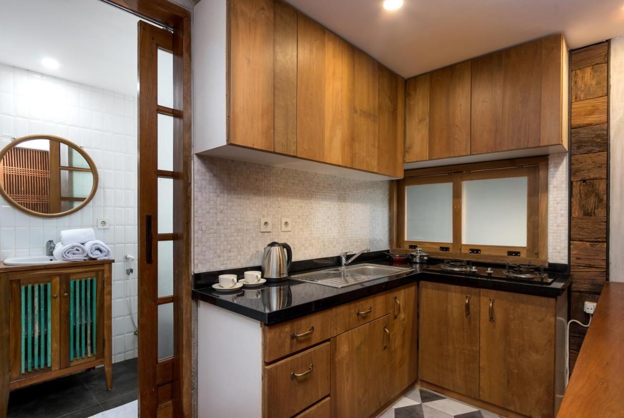 Ruang Tekuni Apartment Легиан Екстериор снимка